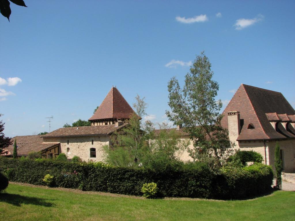 Chambres D'Hotes De Charme Du Chateau De Missandre Saint-Pierre-de-Caubel Exterior foto